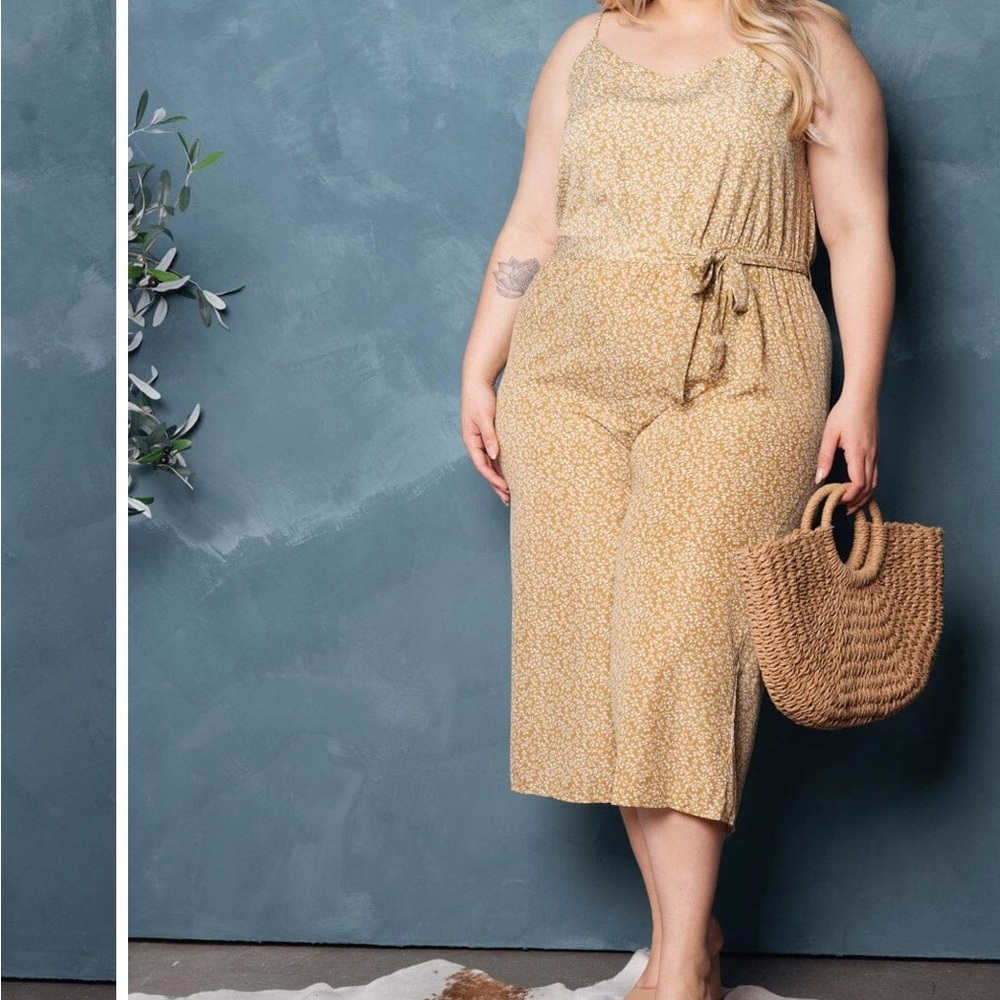 Plus size Sleeveless Jumpsuit